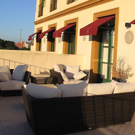 Real Hotel Lujan Екстер'єр фото