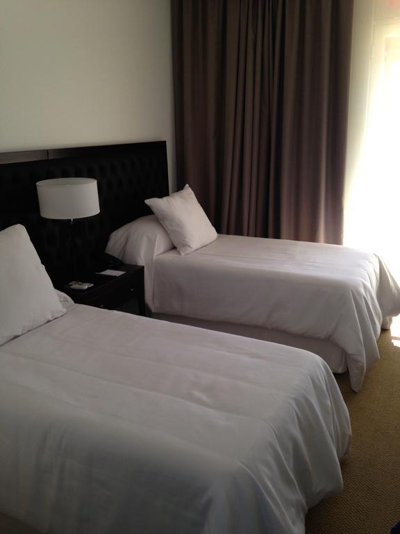 Real Hotel Lujan Екстер'єр фото