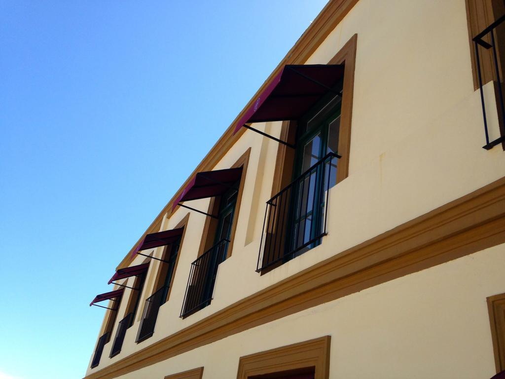 Real Hotel Lujan Екстер'єр фото