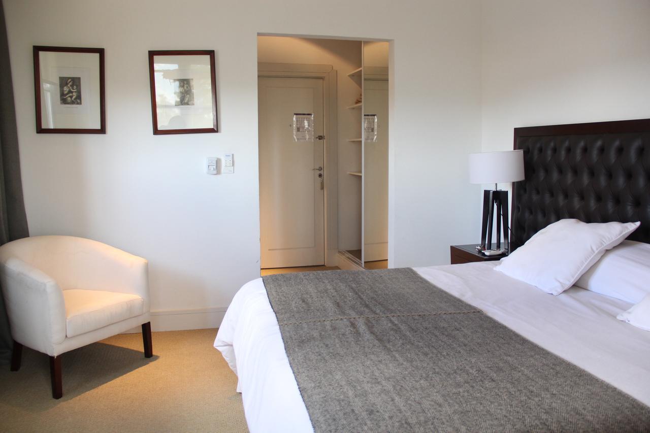 Real Hotel Lujan Екстер'єр фото