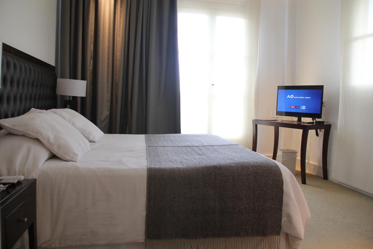 Real Hotel Lujan Екстер'єр фото