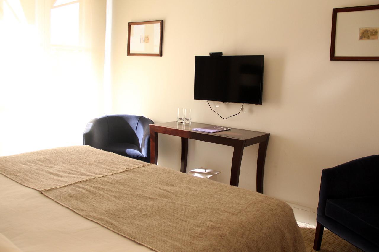 Real Hotel Lujan Екстер'єр фото