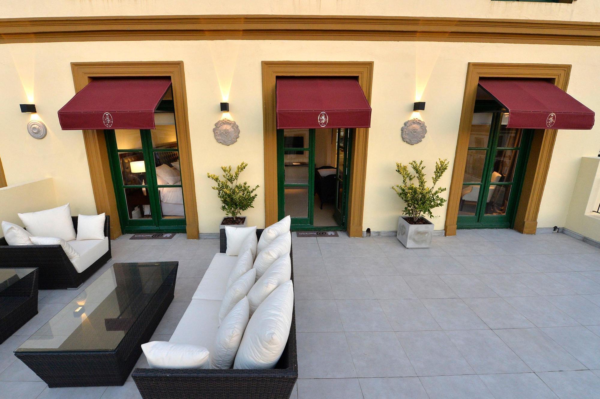 Real Hotel Lujan Екстер'єр фото